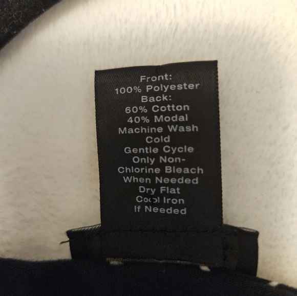 SOLD - Ann Taylor Top - Picture 5 of 5